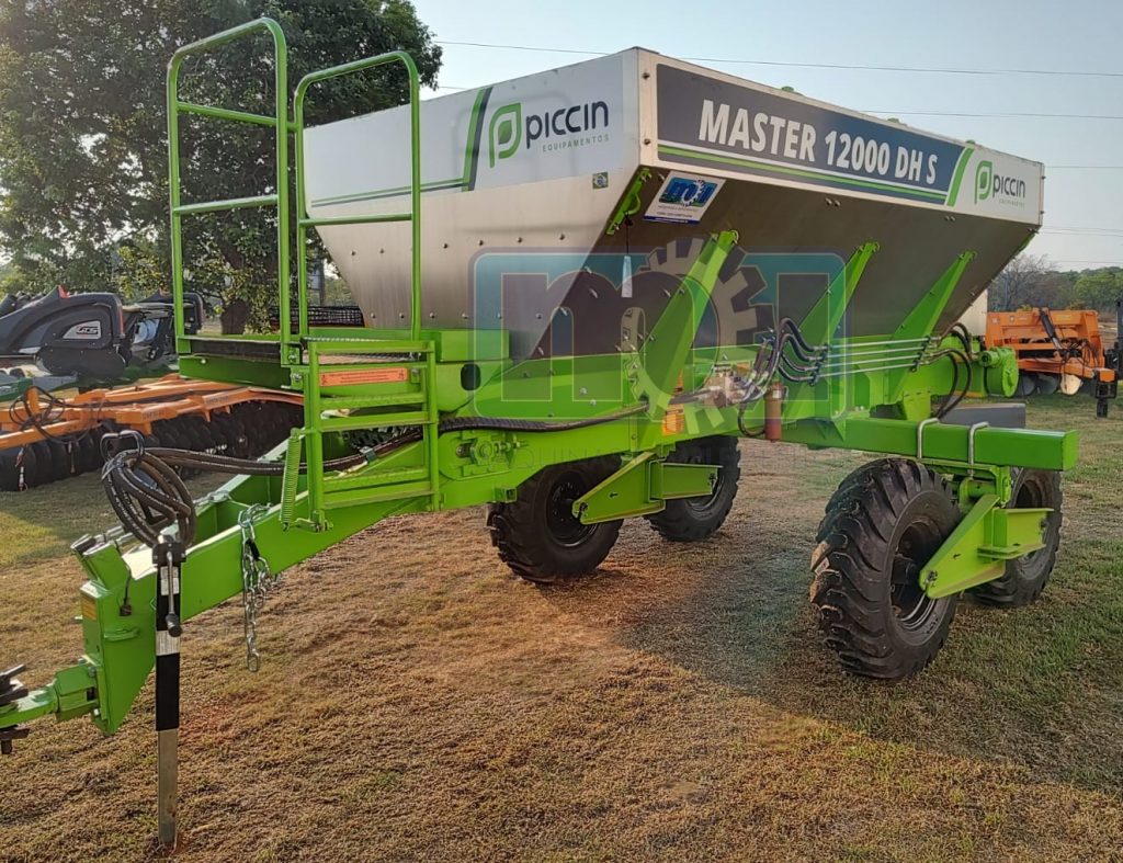 Distribuidor de adubo e corretivos de solo Master DH S INOX