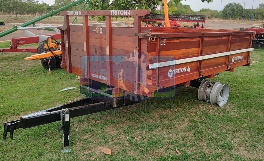 Carreta de Madeira Triton 4T