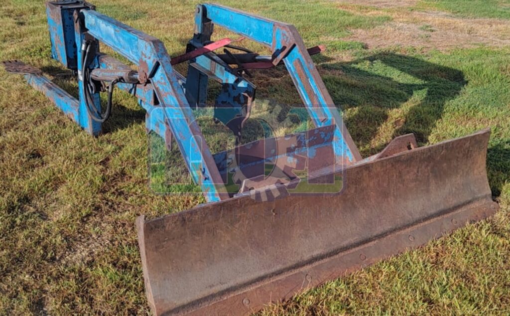Conjunto de Lâmina para Trator Ford 6600