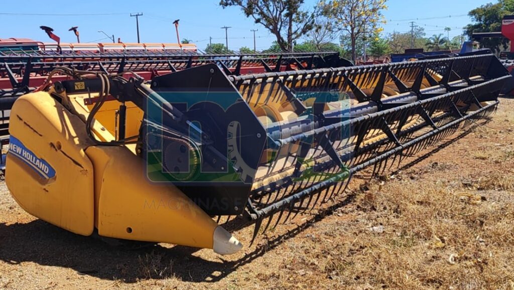 Plataforma de Corte New Holland 740CF SuperFlex de 30 pés