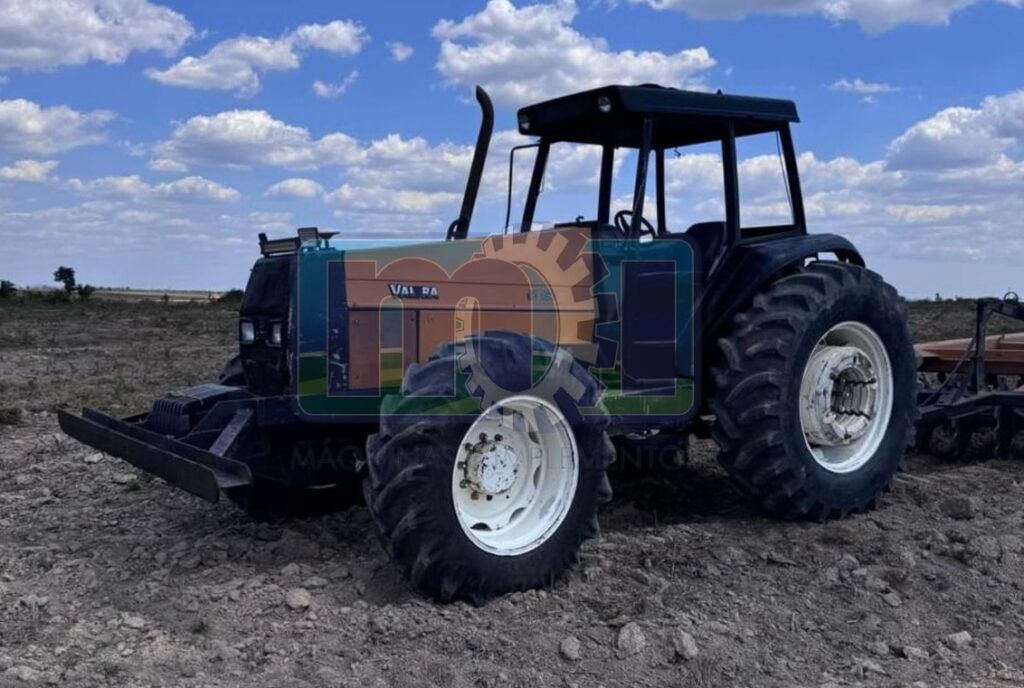 Trator Valtra BH 180