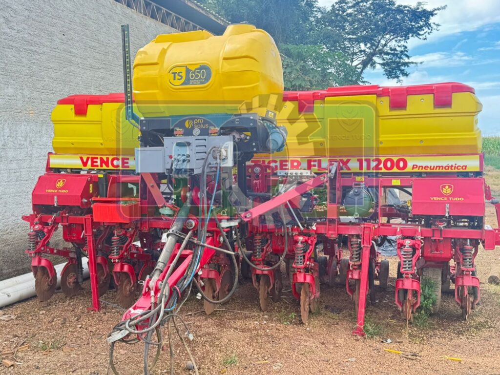 Plantadeira Vence Tudo Tiger Flex 11200 Pneumática 10 linhas