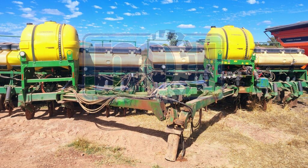 Plantadeira 24x50 John Deere