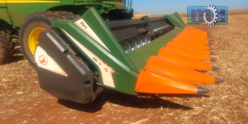 Visão Lateral Plataforma de Milho 12x50 Stara