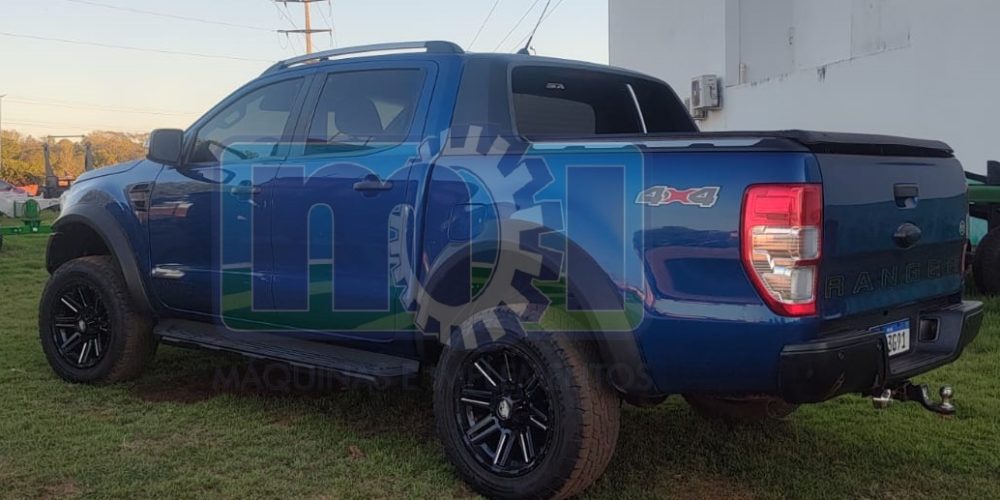 Ford Ranger Limited 4x4 com Kit de Transformação