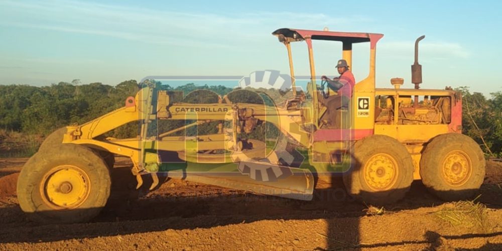 Motoniveladora Caterpillar 120B