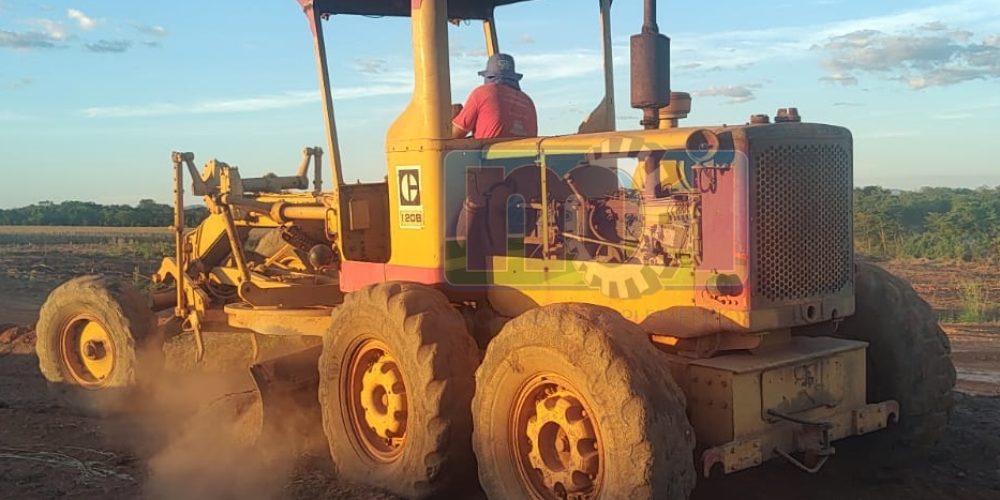 Motoniveladora Caterpillar 120B