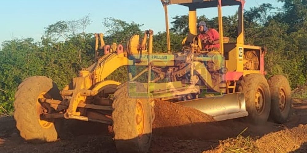 Motoniveladora Caterpillar 120B