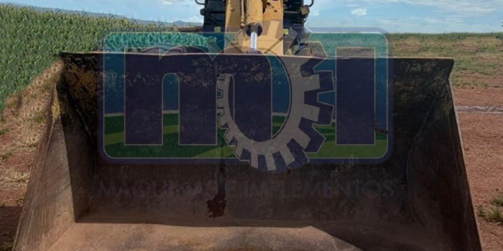 Pá Carregadeira - CAT 924
