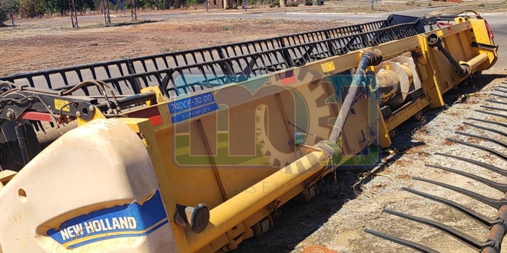 Plataforma de Corte New Holland 740CF SuperFlex de 30 pés