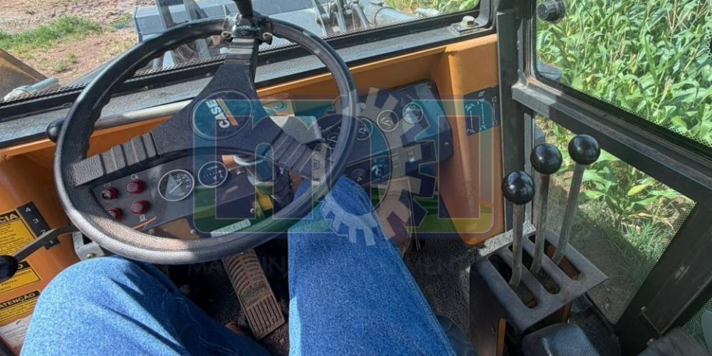 Pá Carregadeira W20F - CASE