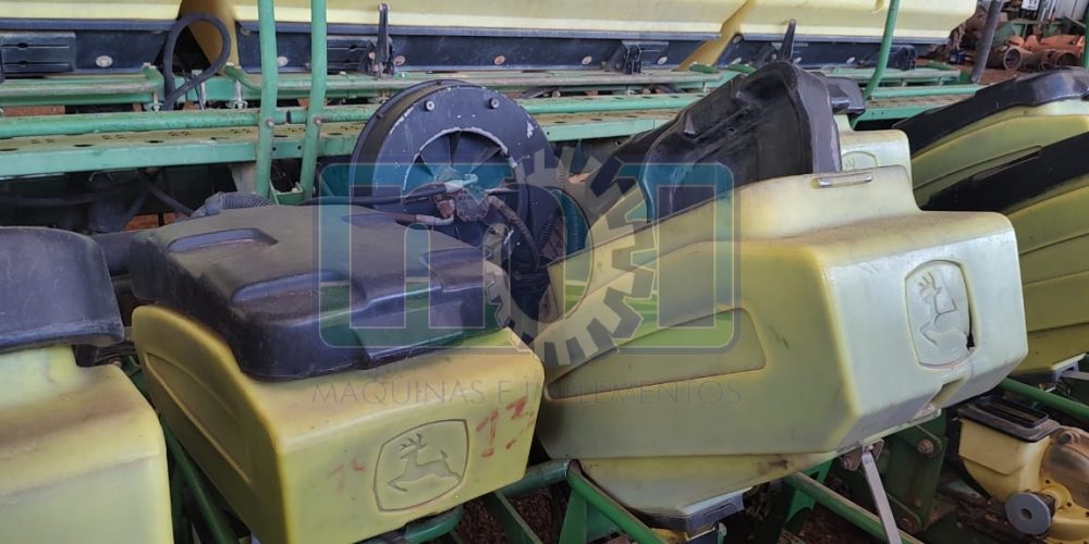 Plantadeira John Deere 2117 - 16X50