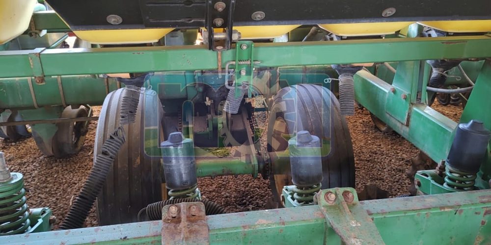 Plantadeira John Deere 2117 - 16X50