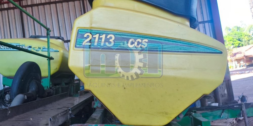 Plantadeira 12x50 John Deere 2113 CCS