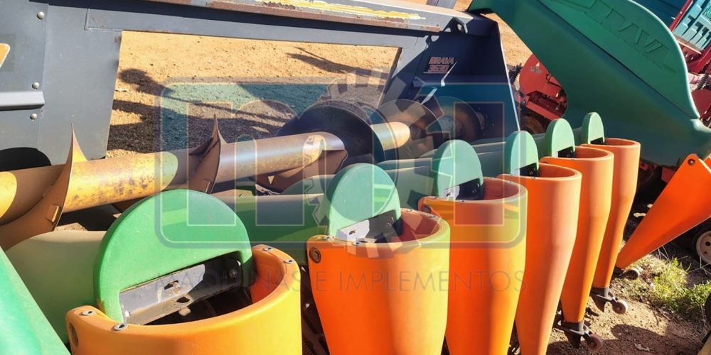 Plataforma de Milho 7x50 Stara Brava 3630
