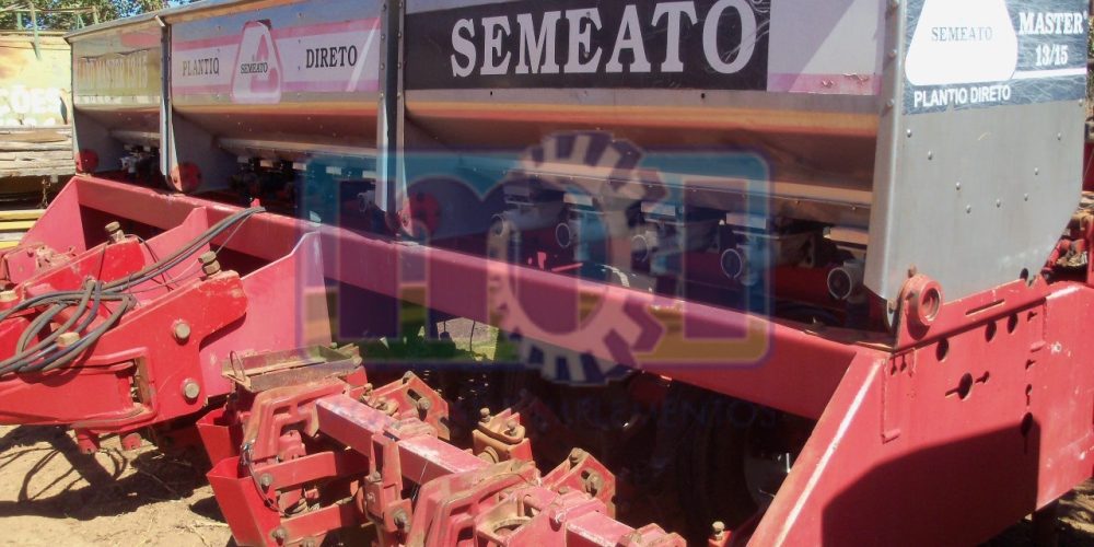 Plantadeira SEMEATO - 12 Linhas