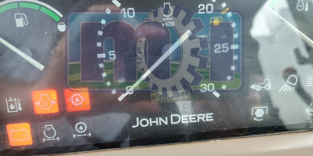 Trator John Deere 6145J