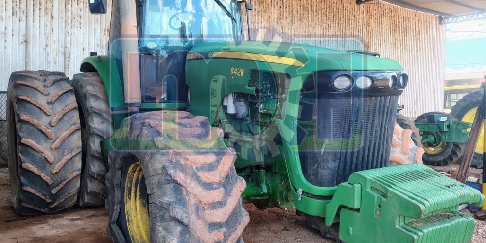 Trator John Deere 8420