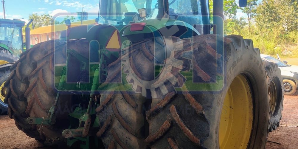 Trator John Deere 8420