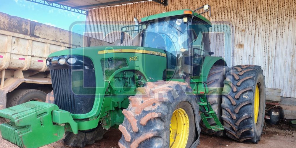 Trator John Deere 8420